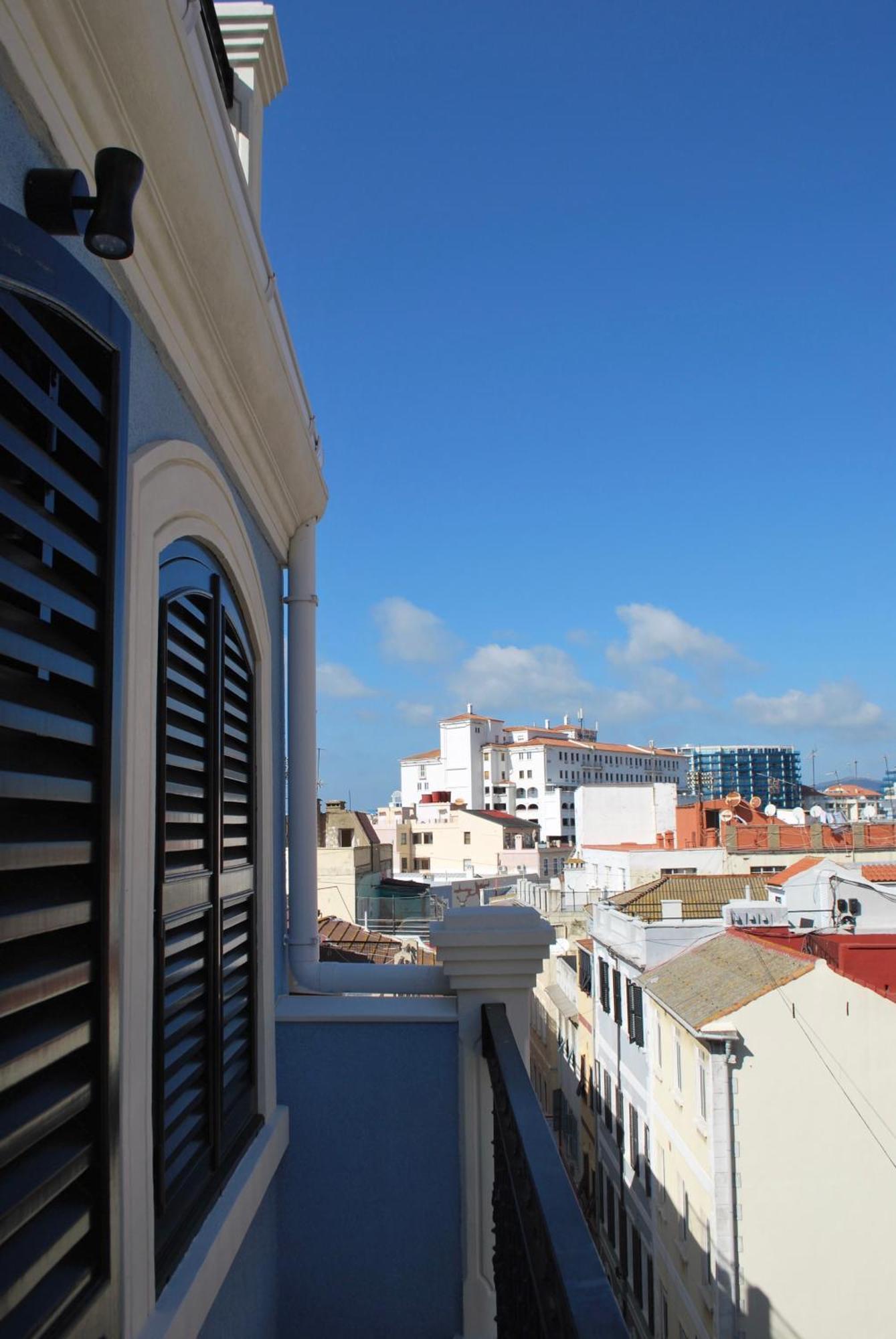 Fabulous City Centre Apartment - Grand Central House Gibilterra Esterno foto