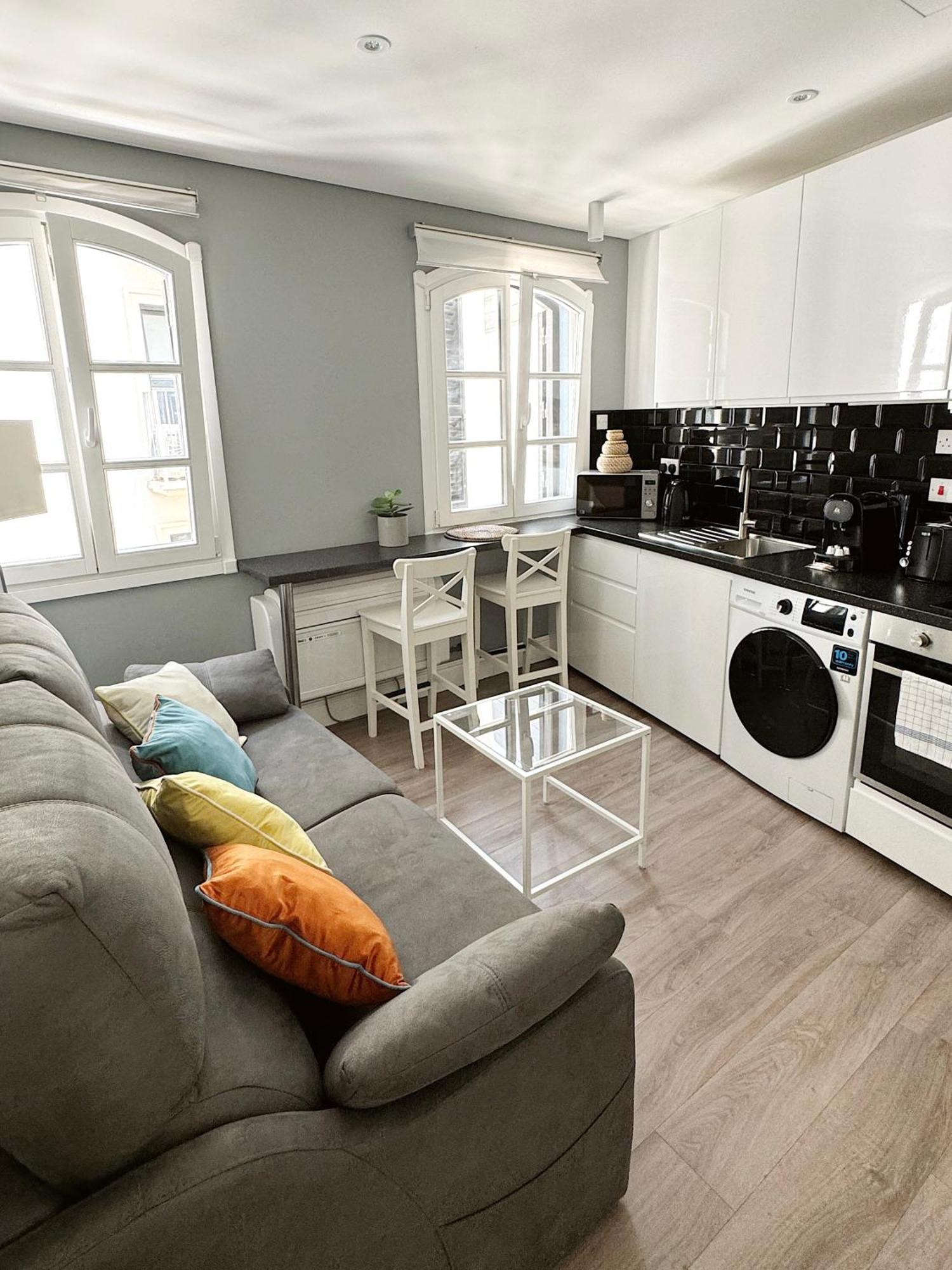 Fabulous City Centre Apartment - Grand Central House Gibilterra Esterno foto