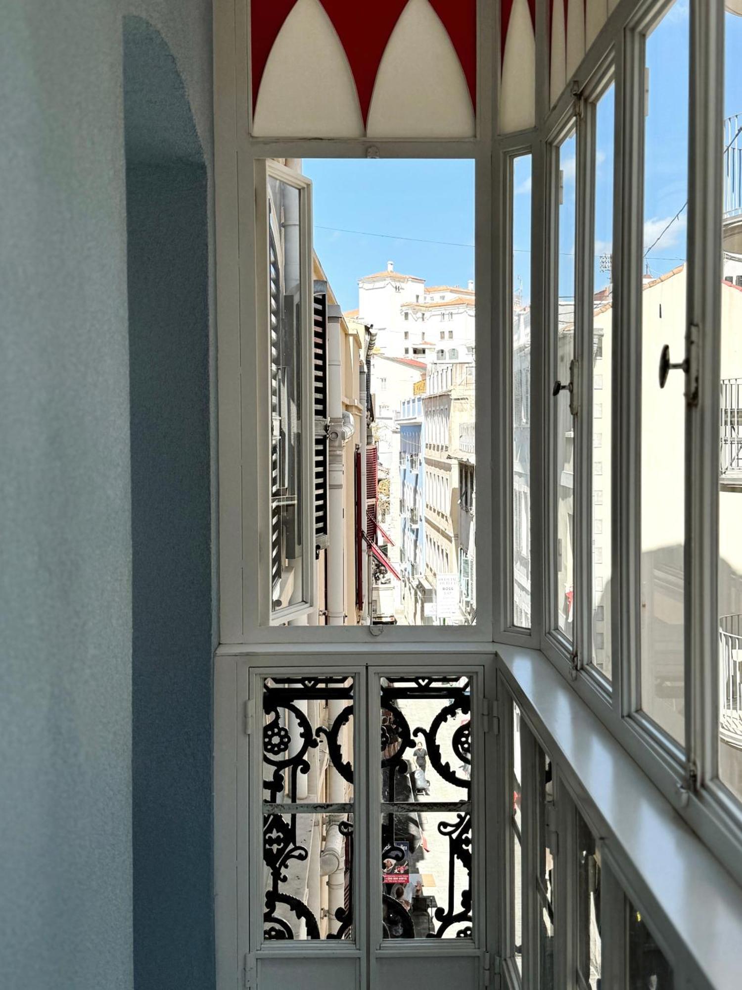 Fabulous City Centre Apartment - Grand Central House Gibilterra Esterno foto