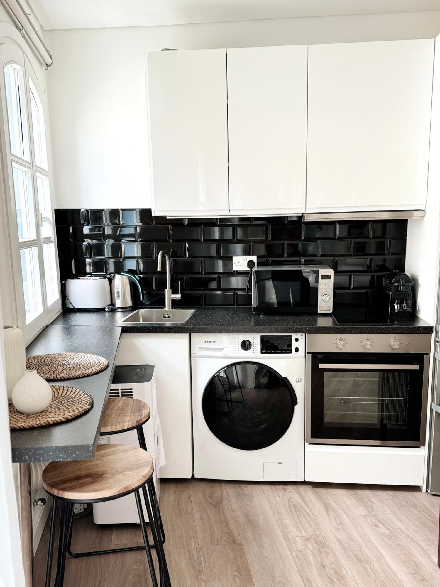 Fabulous City Centre Apartment - Grand Central House Gibilterra Esterno foto