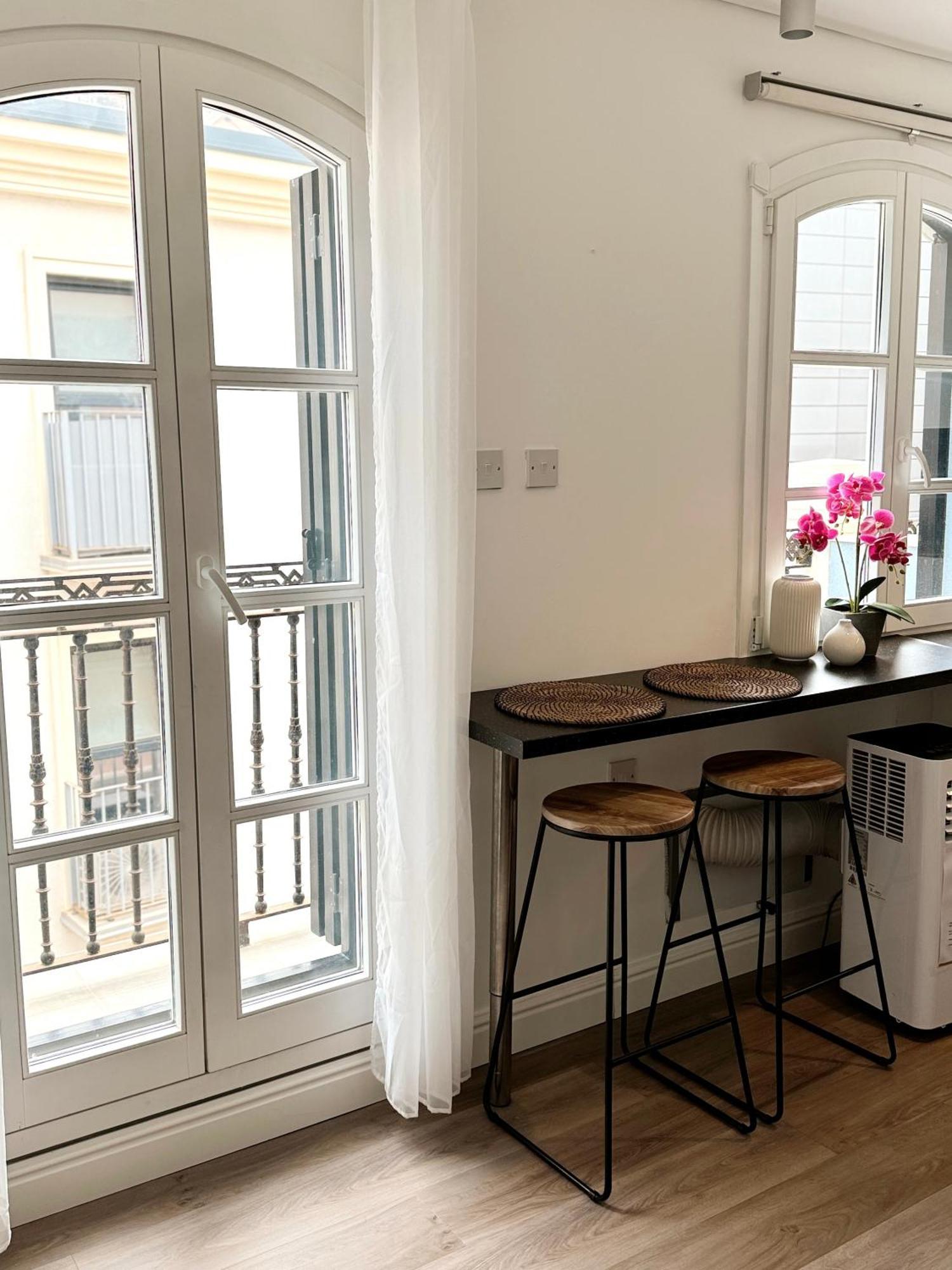 Fabulous City Centre Apartment - Grand Central House Gibilterra Esterno foto